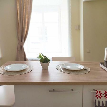 Cozy Apt In The Heart Of Old Town Vilnius Exterior photo